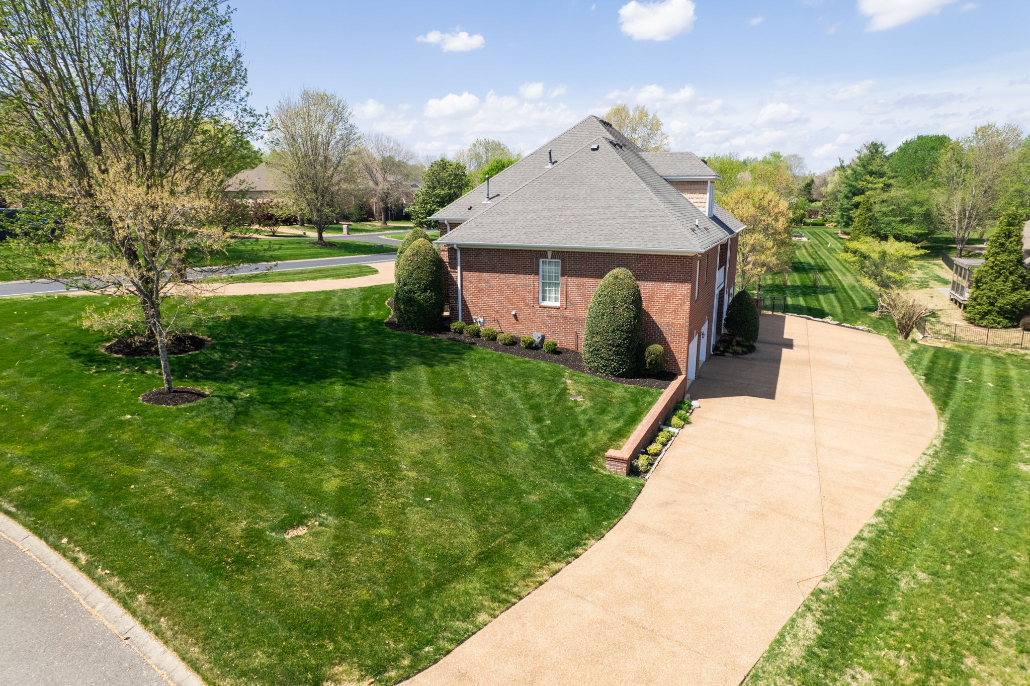 2108 Rodman Boulevard Gallatin, TN 37066 - Photo 9 of 86