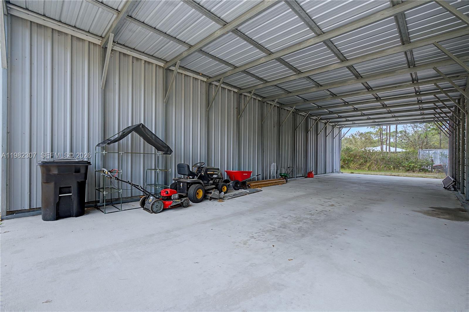 6121 Cherry Road Sebring, FL 33875 - Photo 54 of 57 Gallery Image 54