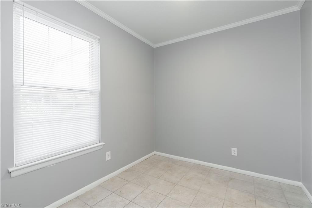 3824 Country Club Road, Unit F Winston-Salem, NC 27104 - Photo 8 of 12 Gallery Image 8