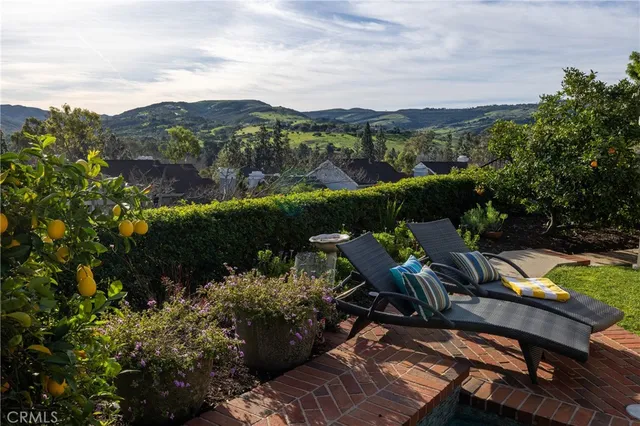 $2,199,000 | 20 Southern Wood, Irvine, CA 92603