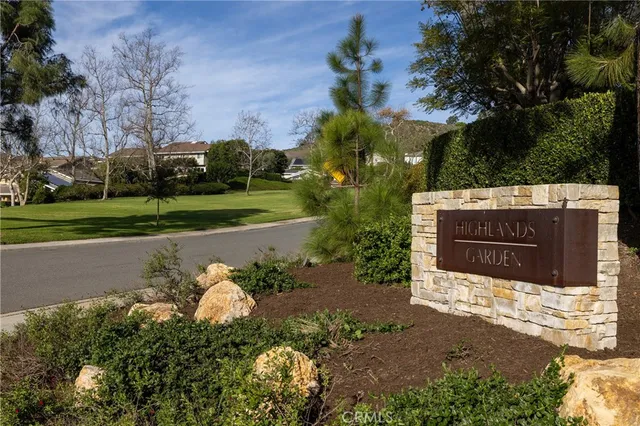 $2,199,000 | 20 Southern Wood, Irvine, CA 92603