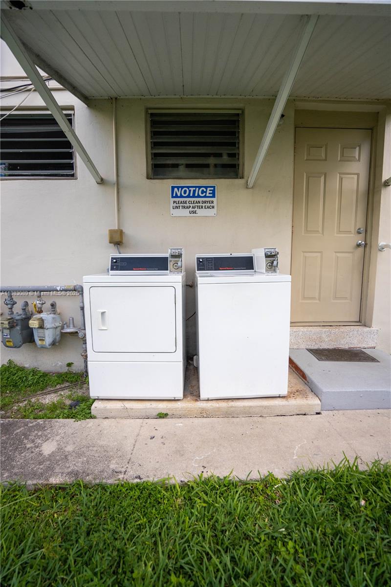 1190 71st Street, Unit 9 Miami Beach, FL 33141 - Photo 14 of 15 a view of outdoor space and yard