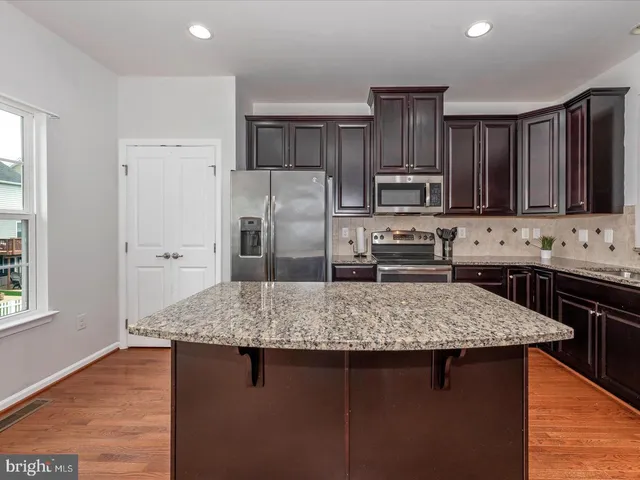 $1,825 | 76 Norwood Drive, Falling Waters, WV 25419