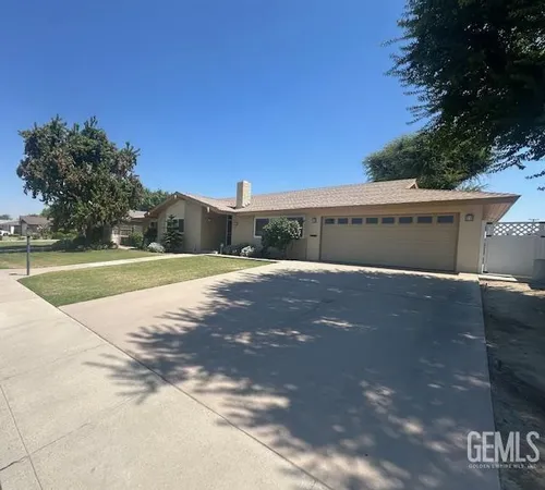 $380,000 | Undisclosed Address, Bakersfield, CA 93309