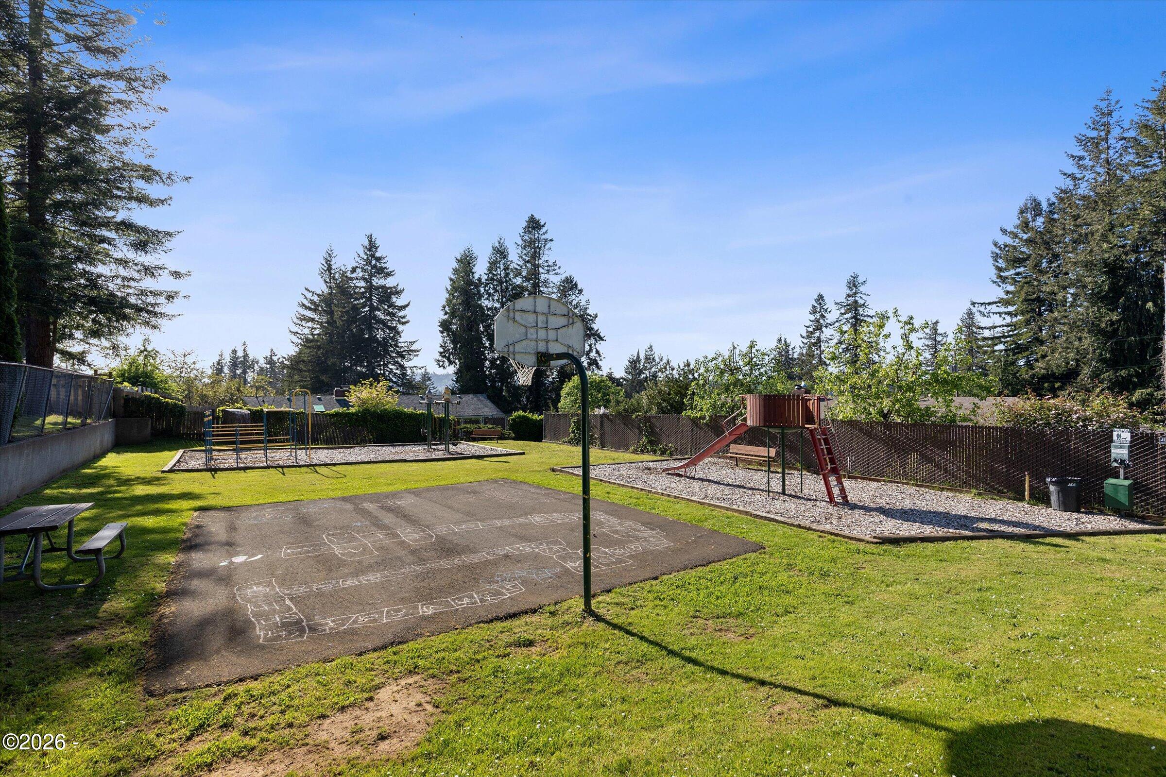 1318 Southeast Maple Street Toledo, OR 97391 - Photo 54 of 54 Maple Street Park
