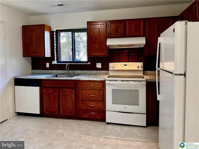 a close view of water heater