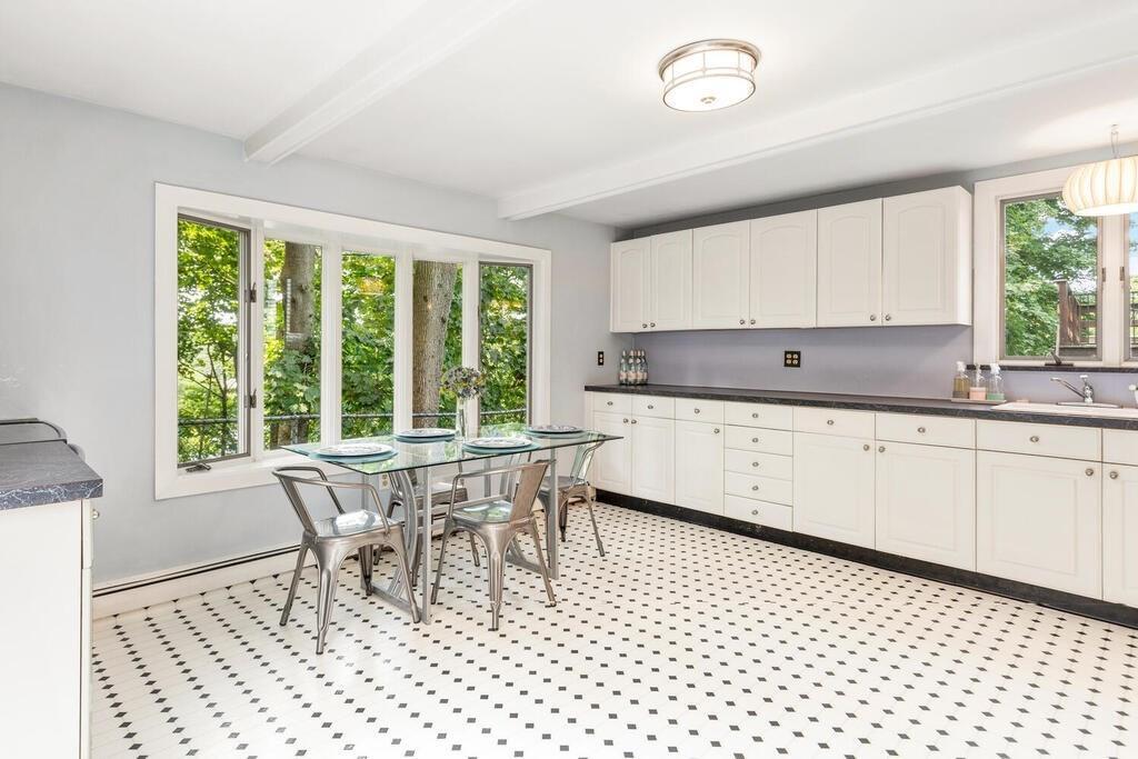 29 Boston Rock Road Melrose, MA 02176 - Photo 12 of 33 Gallery Image 12