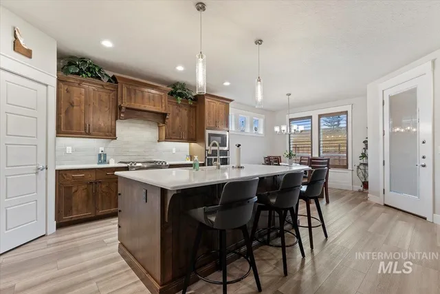 $699,900 | 2360 South Pelion Way, Nampa, ID 83686