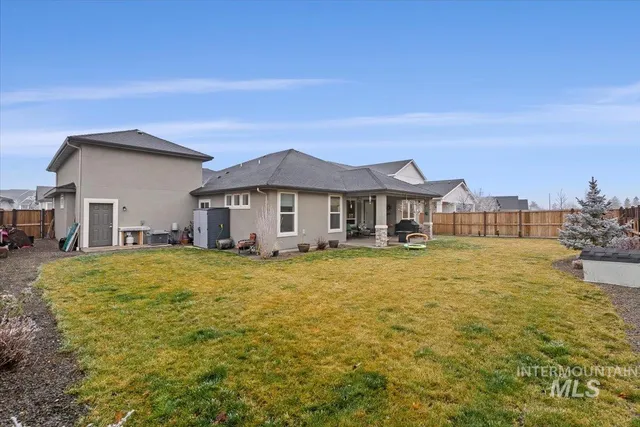 $699,900 | 2360 South Pelion Way, Nampa, ID 83686