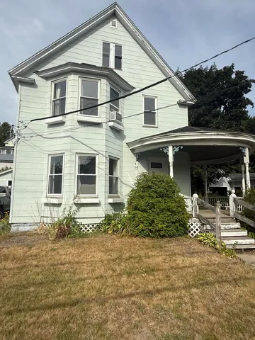 $124,000 | 304 Katahdin Avenue, Millinocket, ME 04462