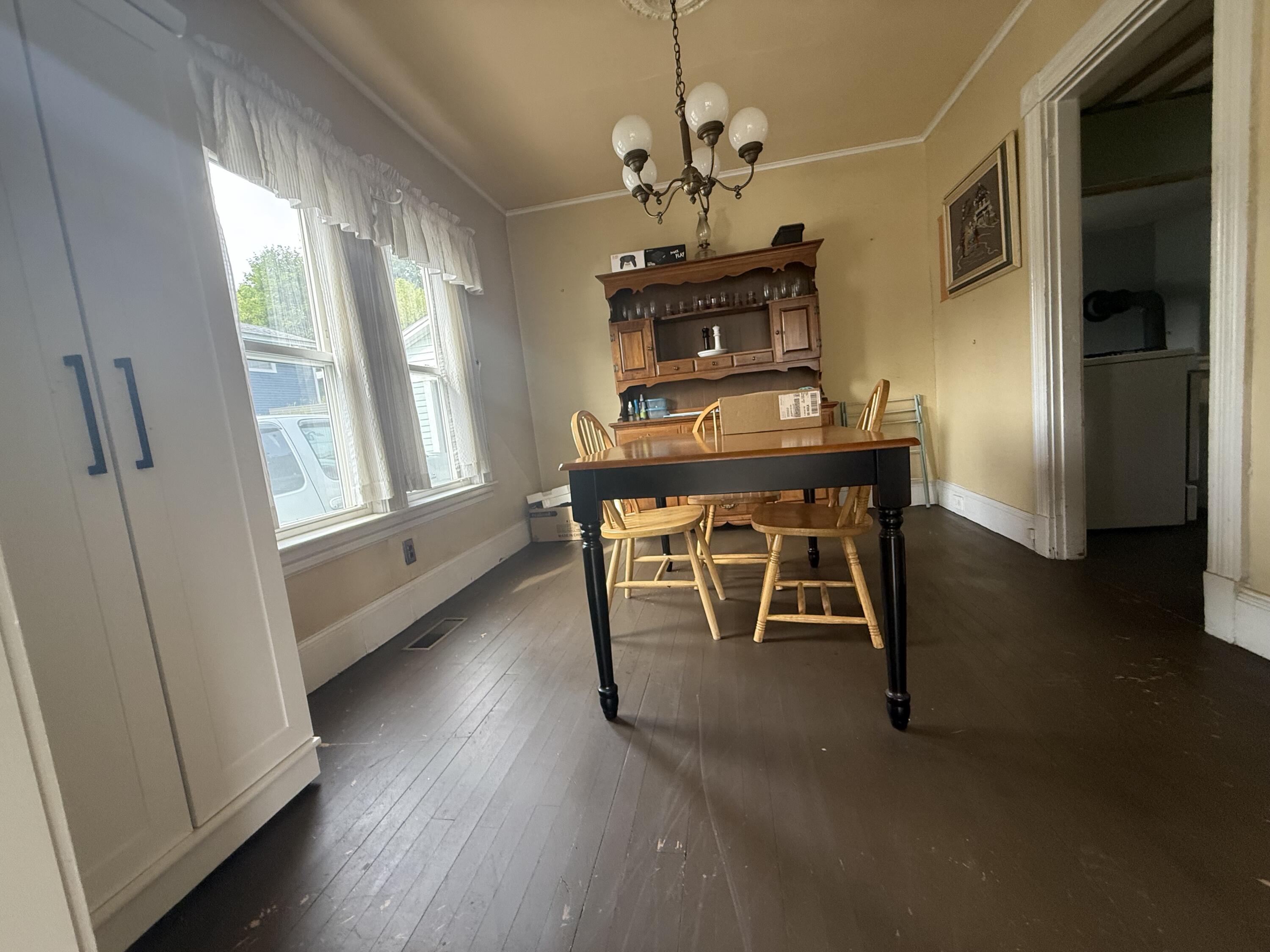 304 Katahdin Avenue Millinocket, ME 04462 - Photo 17 of 35 Dining Room