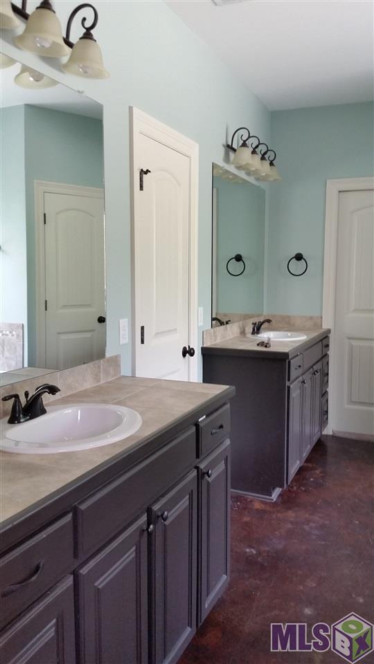 14555 Courtney Road Walker, LA 70785 - Photo 11 of 22 Gallery Image 11