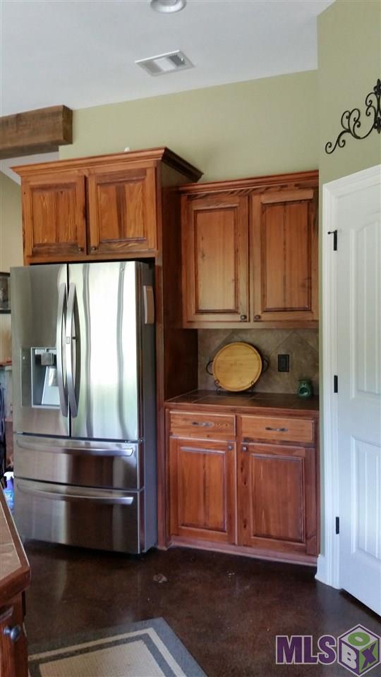 14555 Courtney Road Walker, LA 70785 - Photo 4 of 22 Gallery Image 4