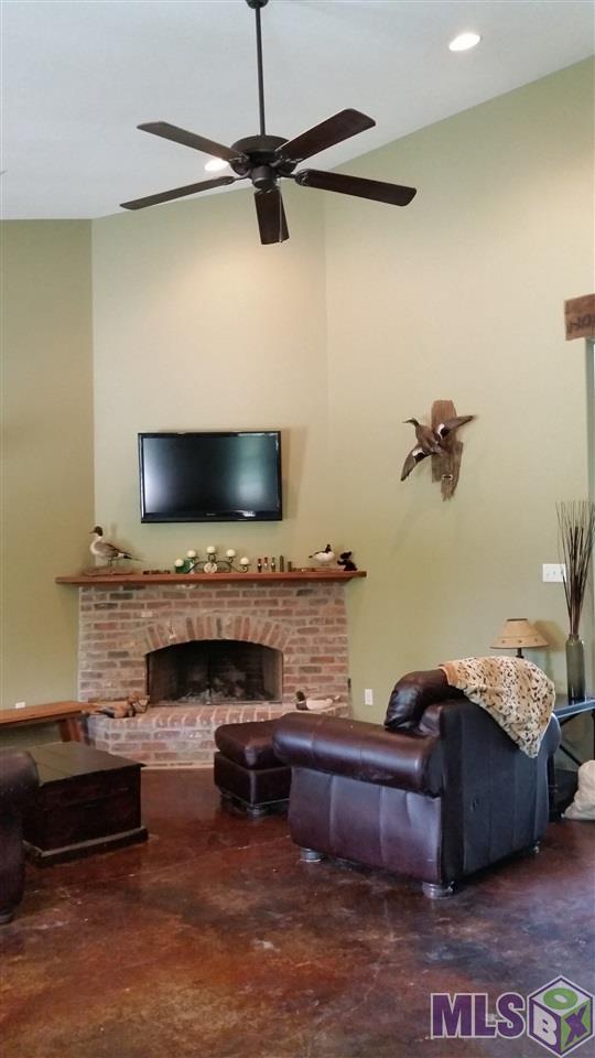 14555 Courtney Road Walker, LA 70785 - Photo 7 of 22 Gallery Image 7
