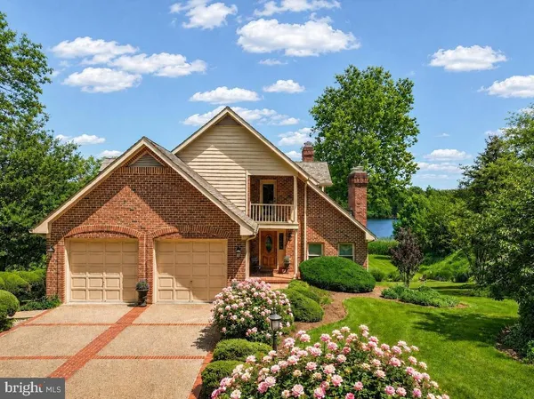 $1,445,000 | 980 South River Landing Road, Edgewater, MD 21037
