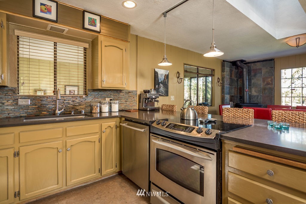 512 Race Road Coupeville, WA 98239 - Photo 10 of 25 Gallery Image 10