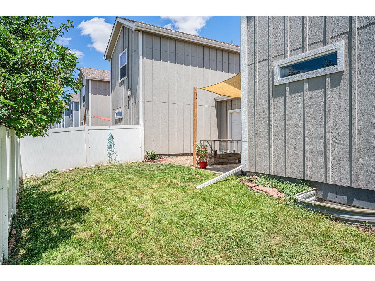 7775 5th Street, Unit 2 Wellington, CO 80549 - Photo 28 of 30 a backyard of a house