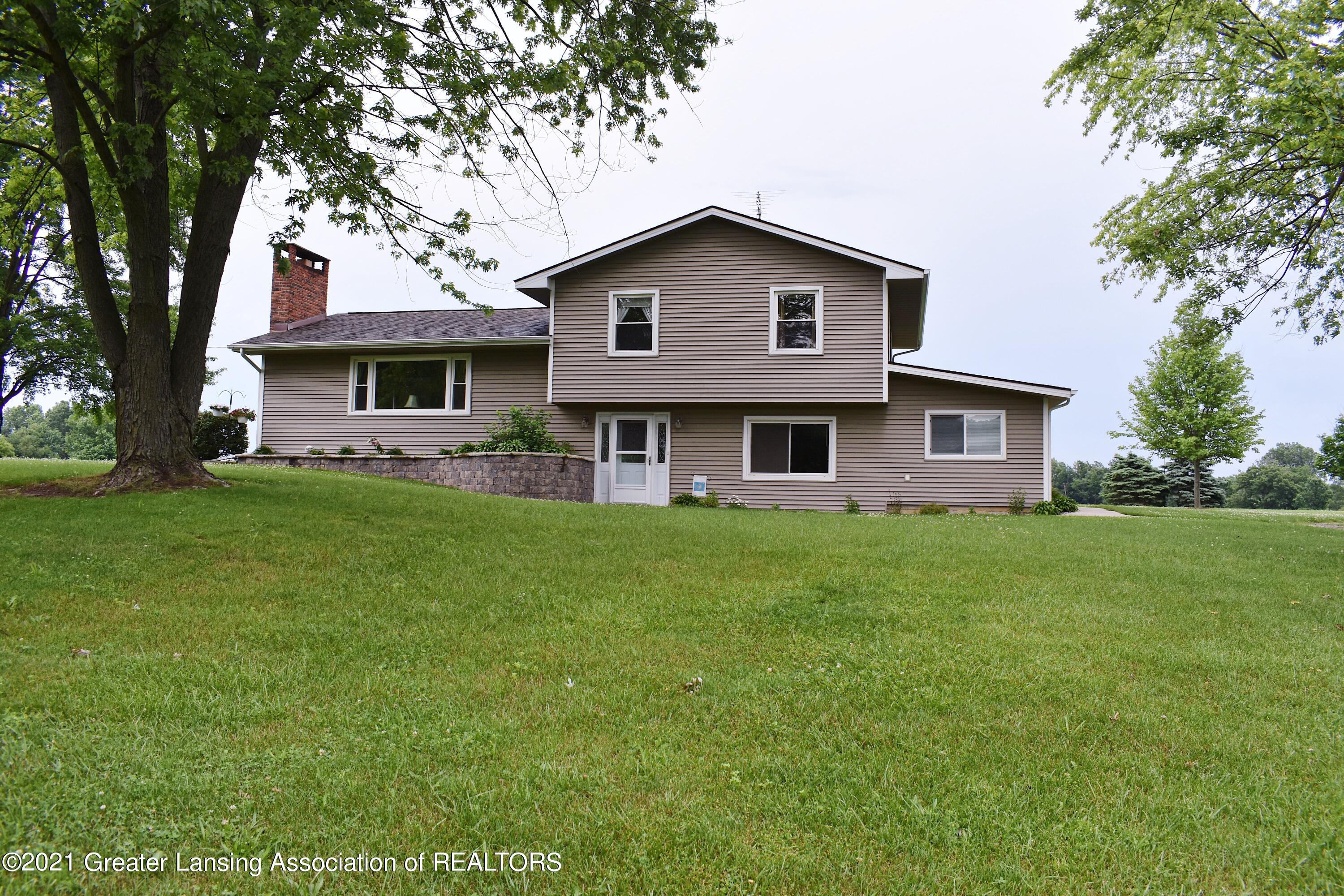 2989 Kalmbach Road Chelsea, MI 48118 - Photo 1 of 45 2