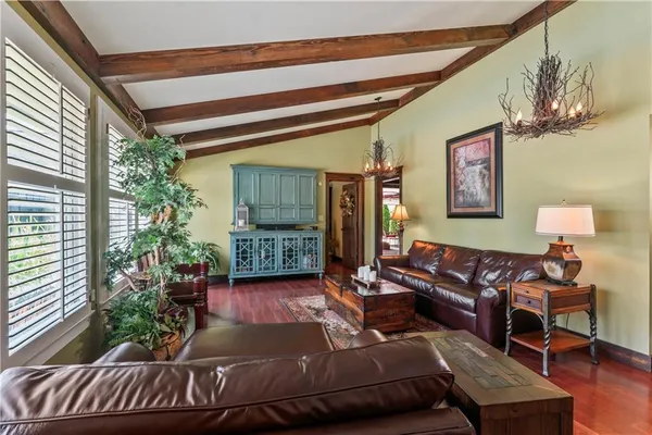 $975,000 | 1511 Corporation Street, Beaver, PA 15009