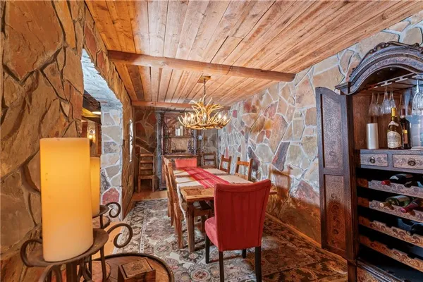 $975,000 | 1511 Corporation Street, Beaver, PA 15009