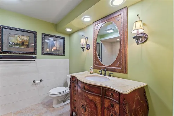 $975,000 | 1511 Corporation Street, Beaver, PA 15009