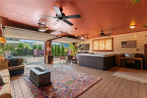 $975,000 | 1511 Corporation Street, Beaver, PA 15009