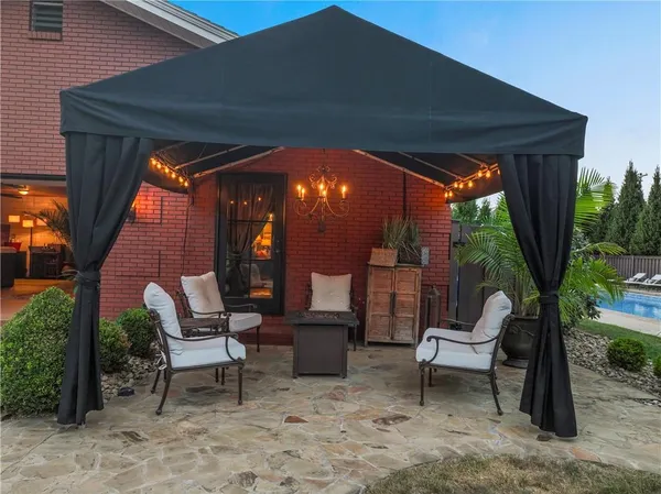 $975,000 | 1511 Corporation Street, Beaver, PA 15009