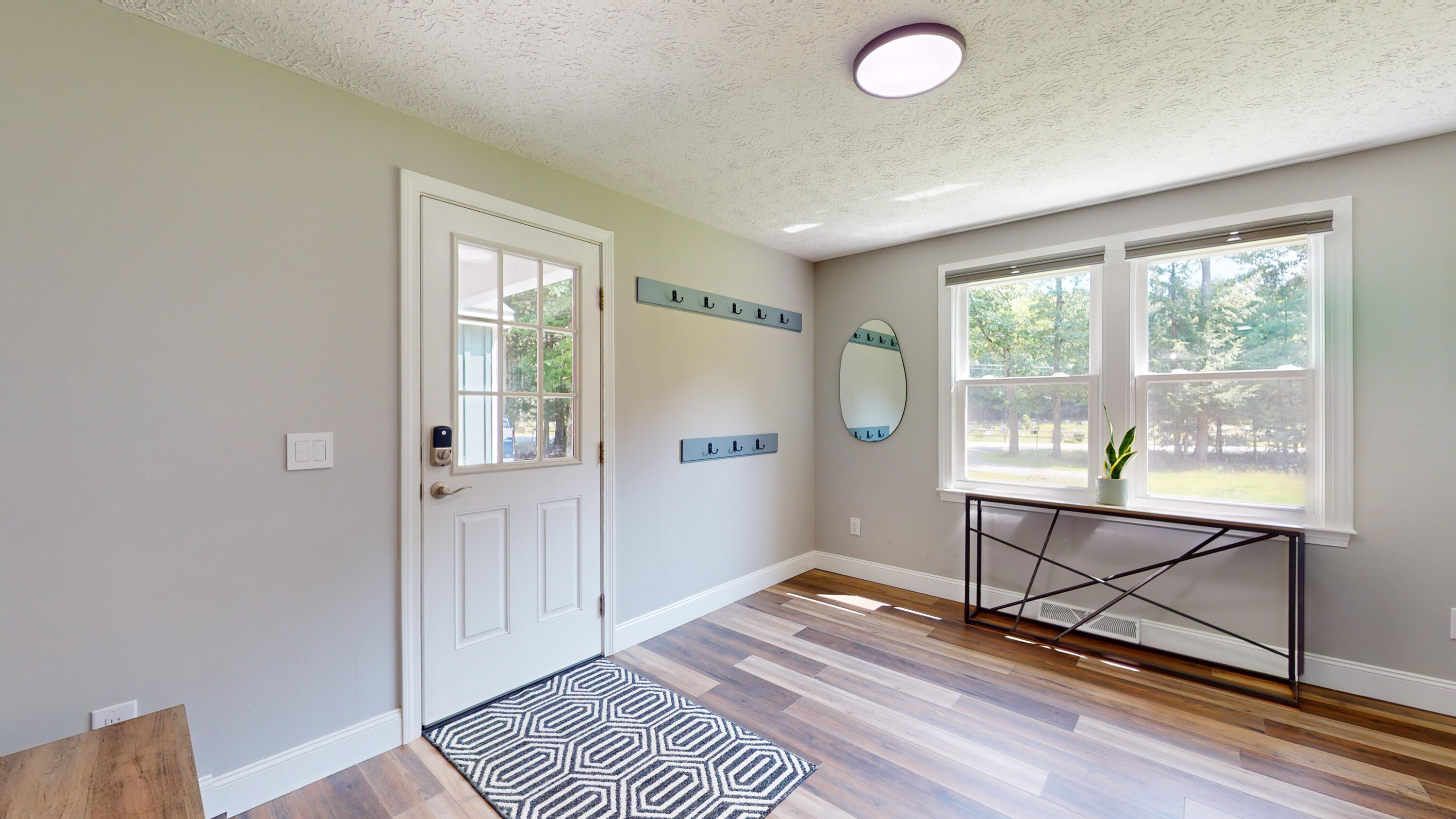 32 Park Road Windham, ME 04062 - Photo 12 of 64 32-Park-Rd-Windham-ME-04062-09052023_082