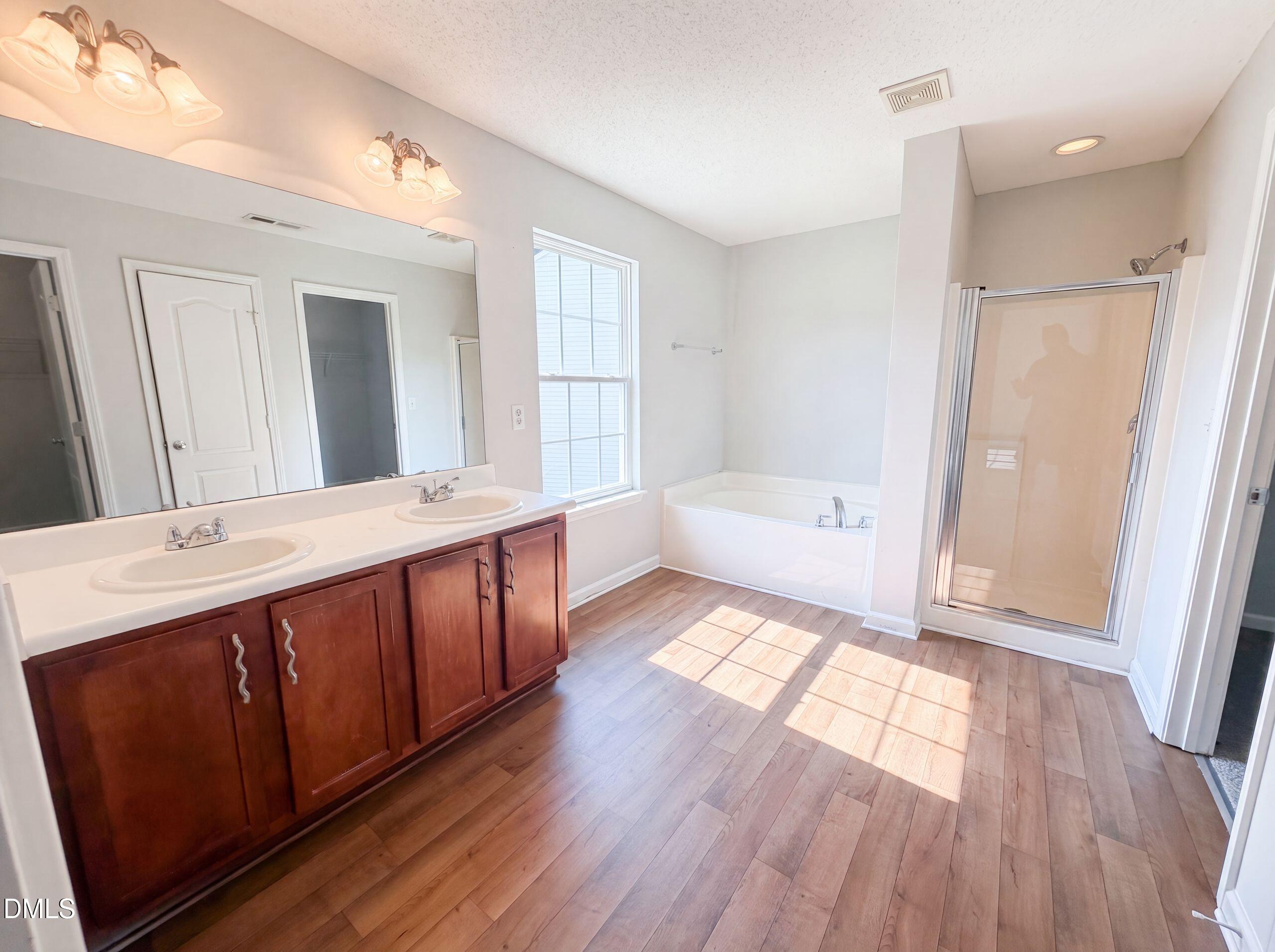 2618 Dutch Grove Circle Raleigh, NC 27610 - Photo 15 of 18 listing_14