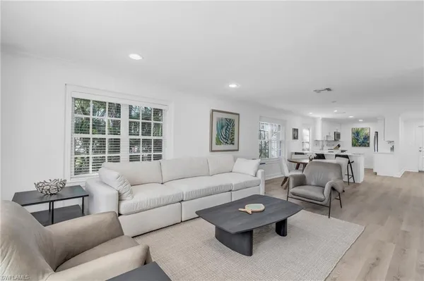 $11,000 | 271 Broad Avenue South, Unit 203, Naples, FL 34102