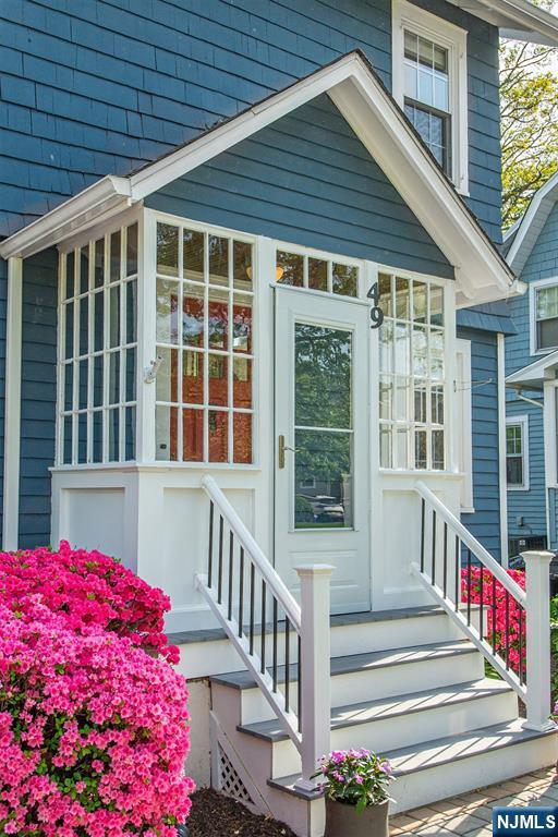 49 Harvard Street Montclair, NJ 07042 - Photo 2 of 31