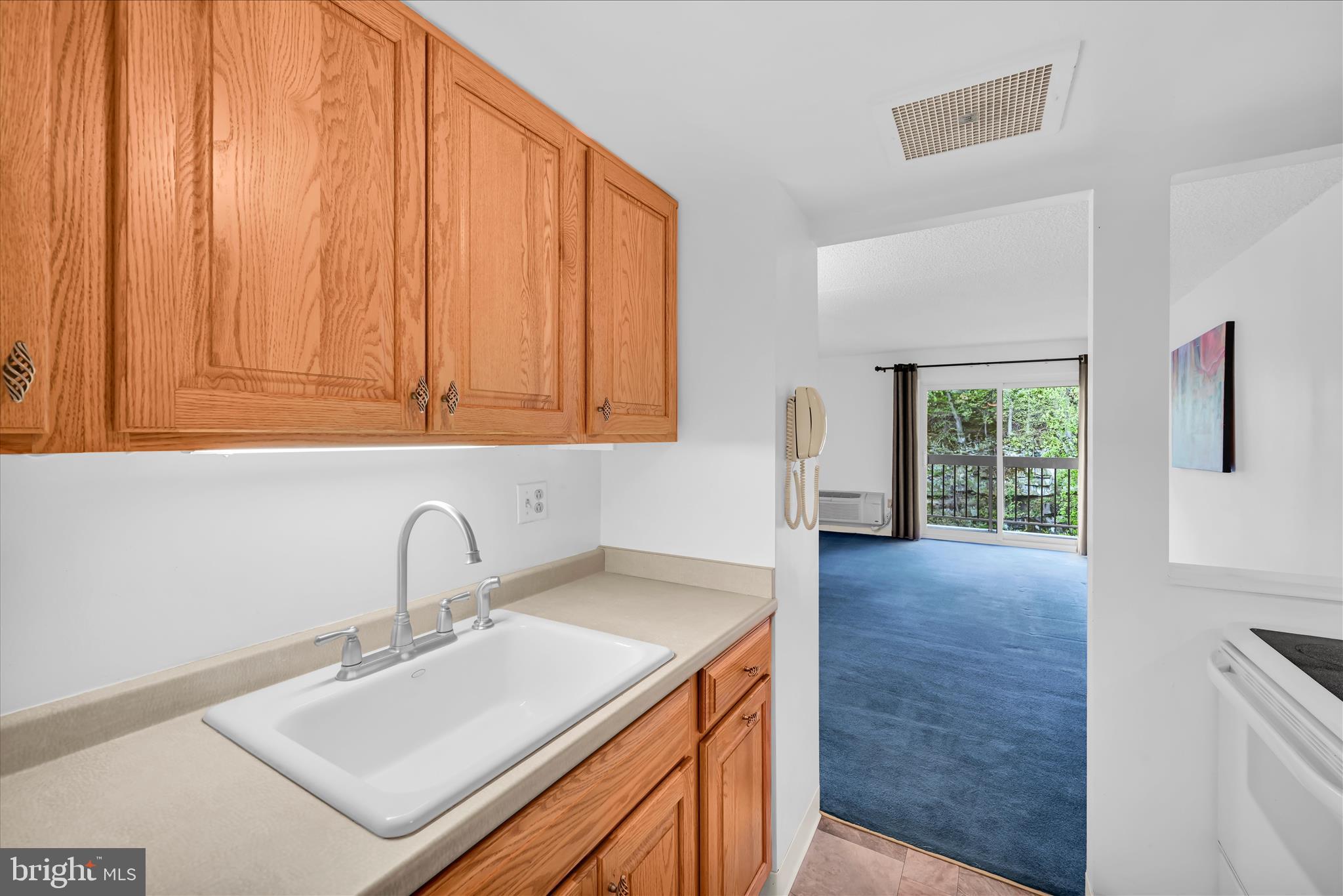 800 Avondale Road, Unit 6P Wallingford, PA 19086 - Photo 18 of 27 Kitchen