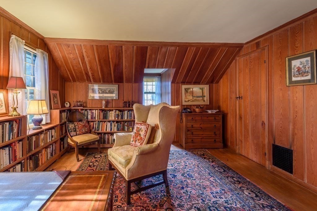 88 Farview Way Amherst, MA 01002 - Photo 23 of 25 a dining room with furniture and wooden floor