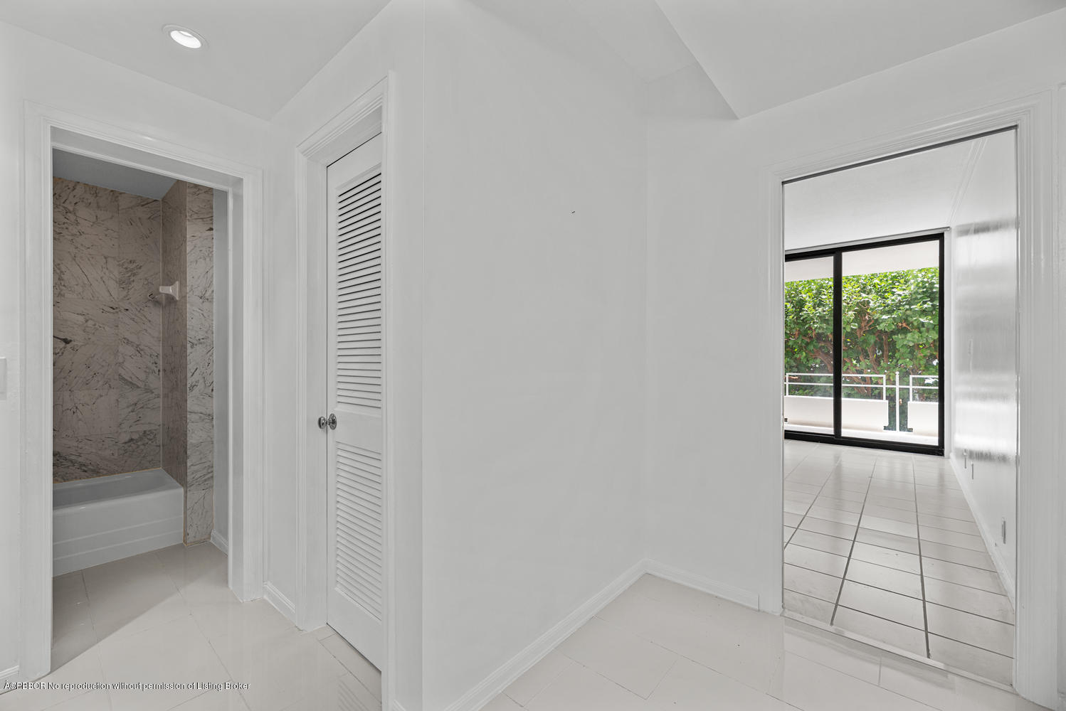 2150 Ibis Isle Road, Unit 8 Palm Beach, FL 33480 - Photo 25 of 31 a view of an empty room with a window