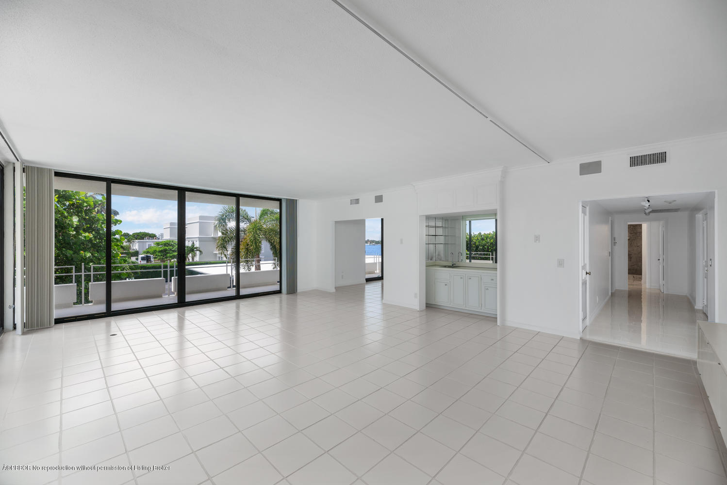 2150 Ibis Isle Road, Unit 8 Palm Beach, FL 33480 - Photo 4 of 31