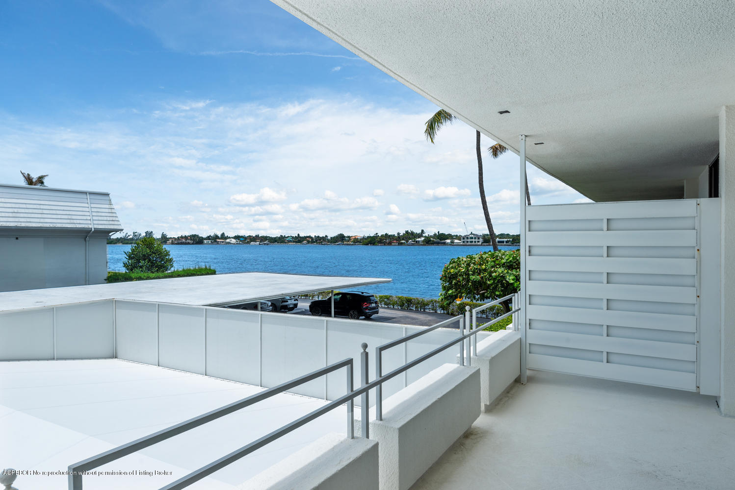 2150 Ibis Isle Road, Unit 8 Palm Beach, FL 33480 - Photo 31 of 31 a view of a terrace