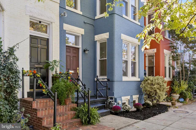 $1,150,000 | 627 Elliott Street Northeast, Washington, DC 20002