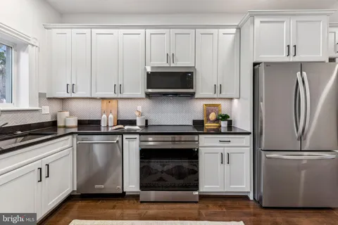 $1,150,000 | 627 Elliott Street Northeast, Washington, DC 20002
