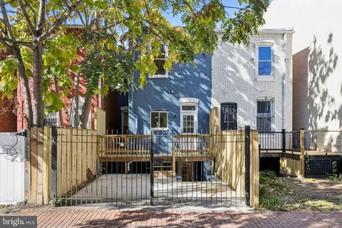 $1,150,000 | 627 Elliott Street Northeast, Washington, DC 20002