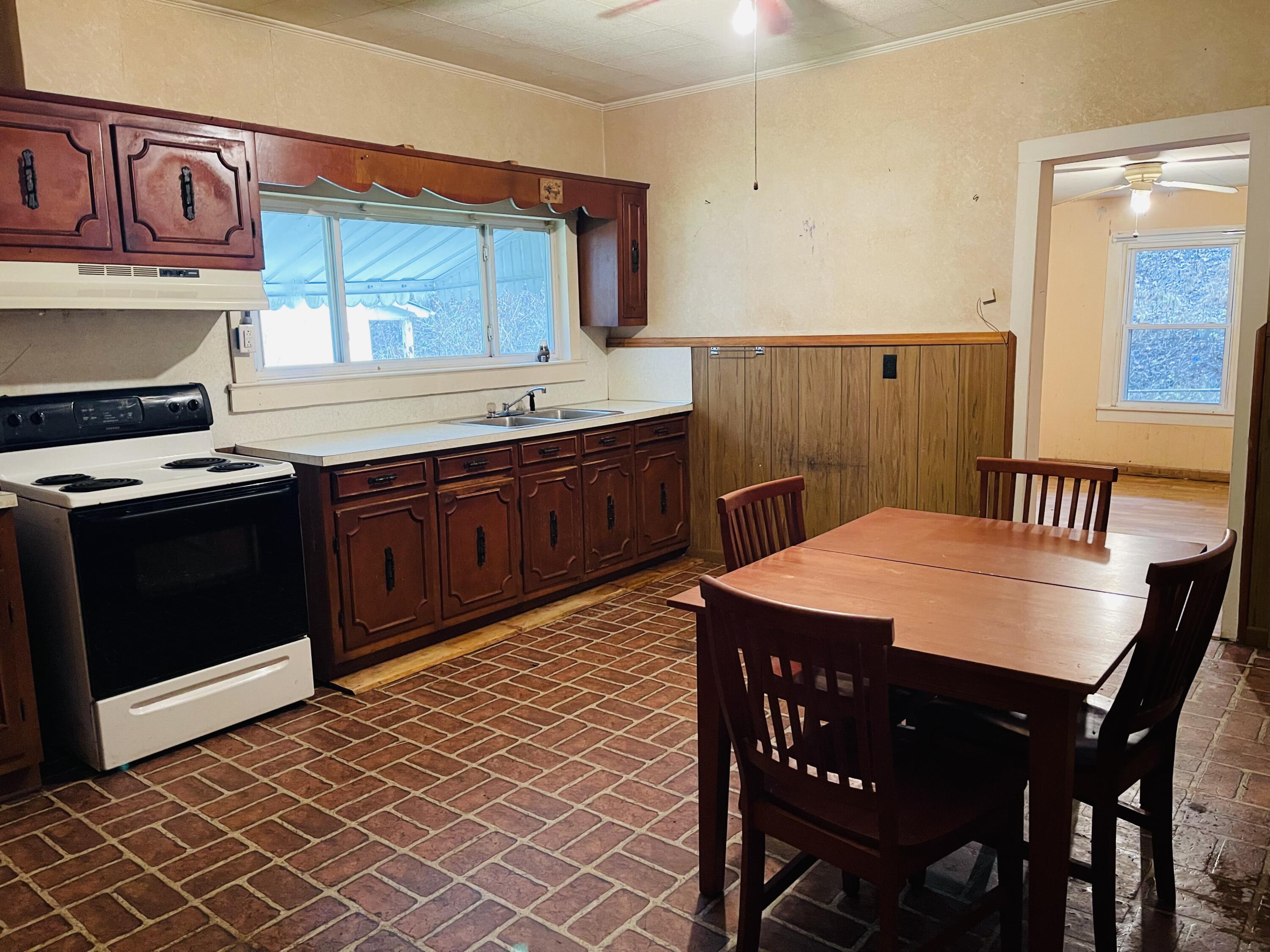 414 Lower Bearwallow Road Dante, VA 24237 - Photo 15 of 27 IMG-6708