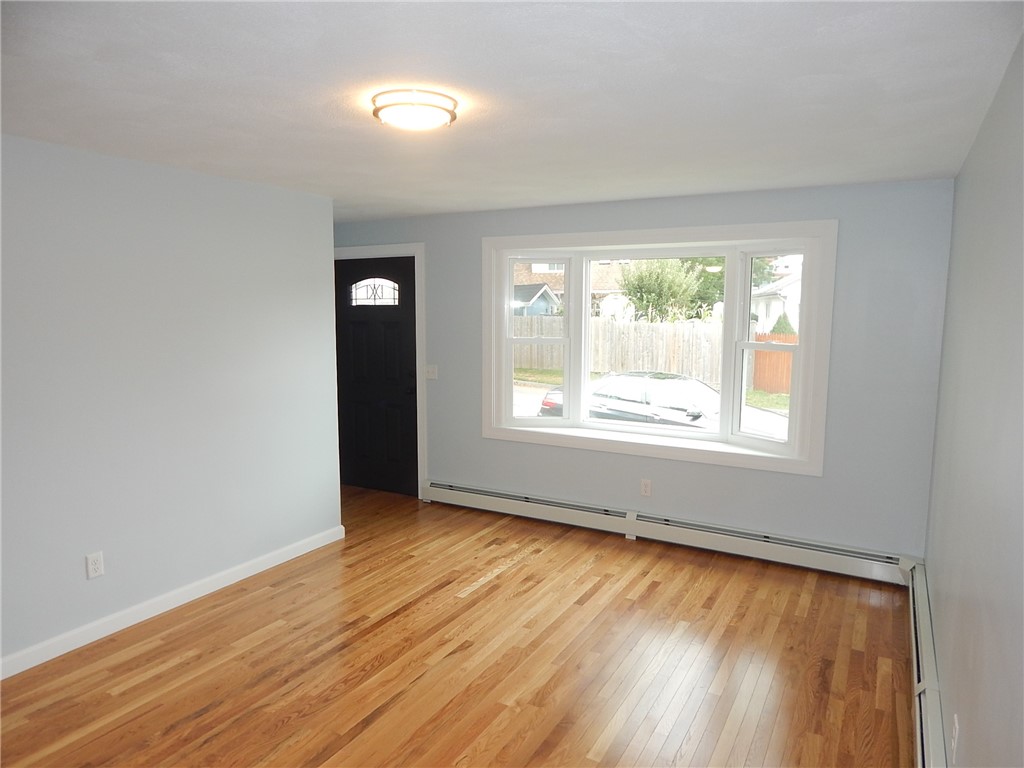 31 Compton Street Providence, RI 02908 - Photo 9 of 31