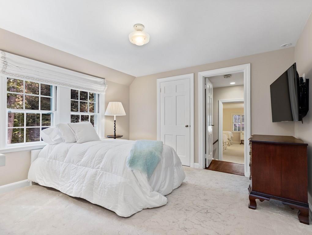 28 Boulder Road Wellesley, MA 02481 - Photo 17 of 21