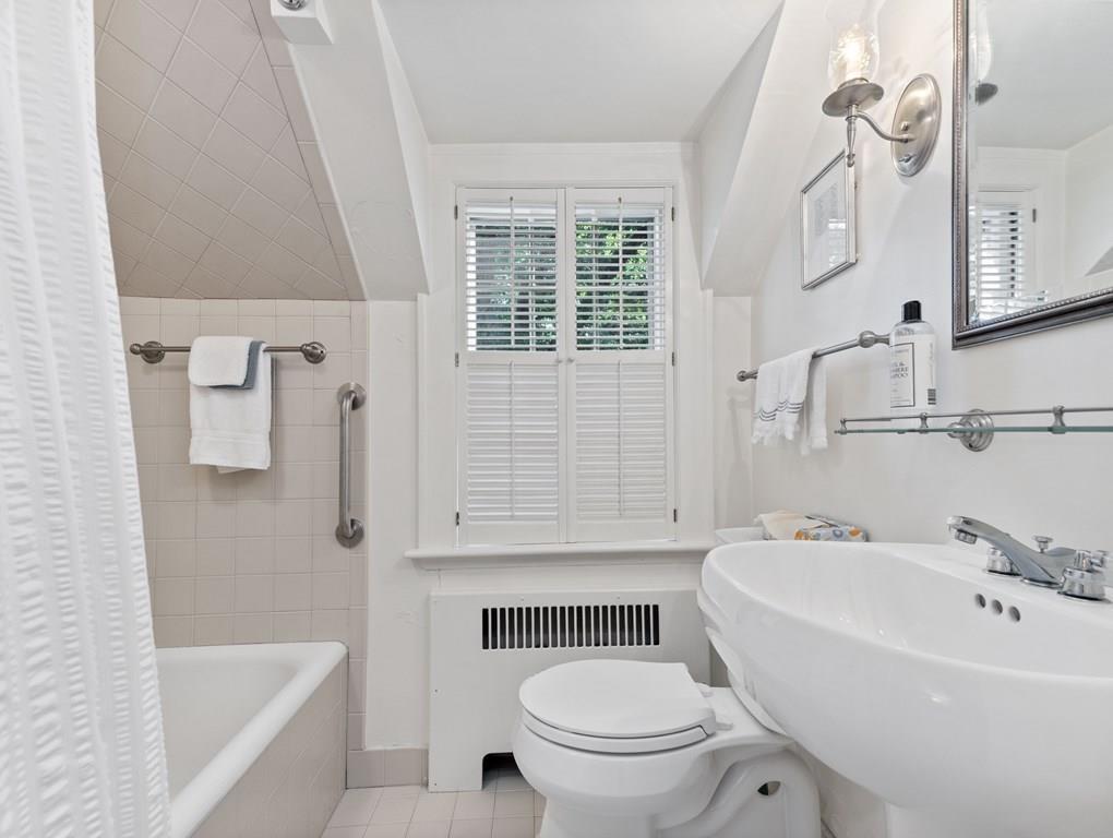 28 Boulder Road Wellesley, MA 02481 - Photo 19 of 21