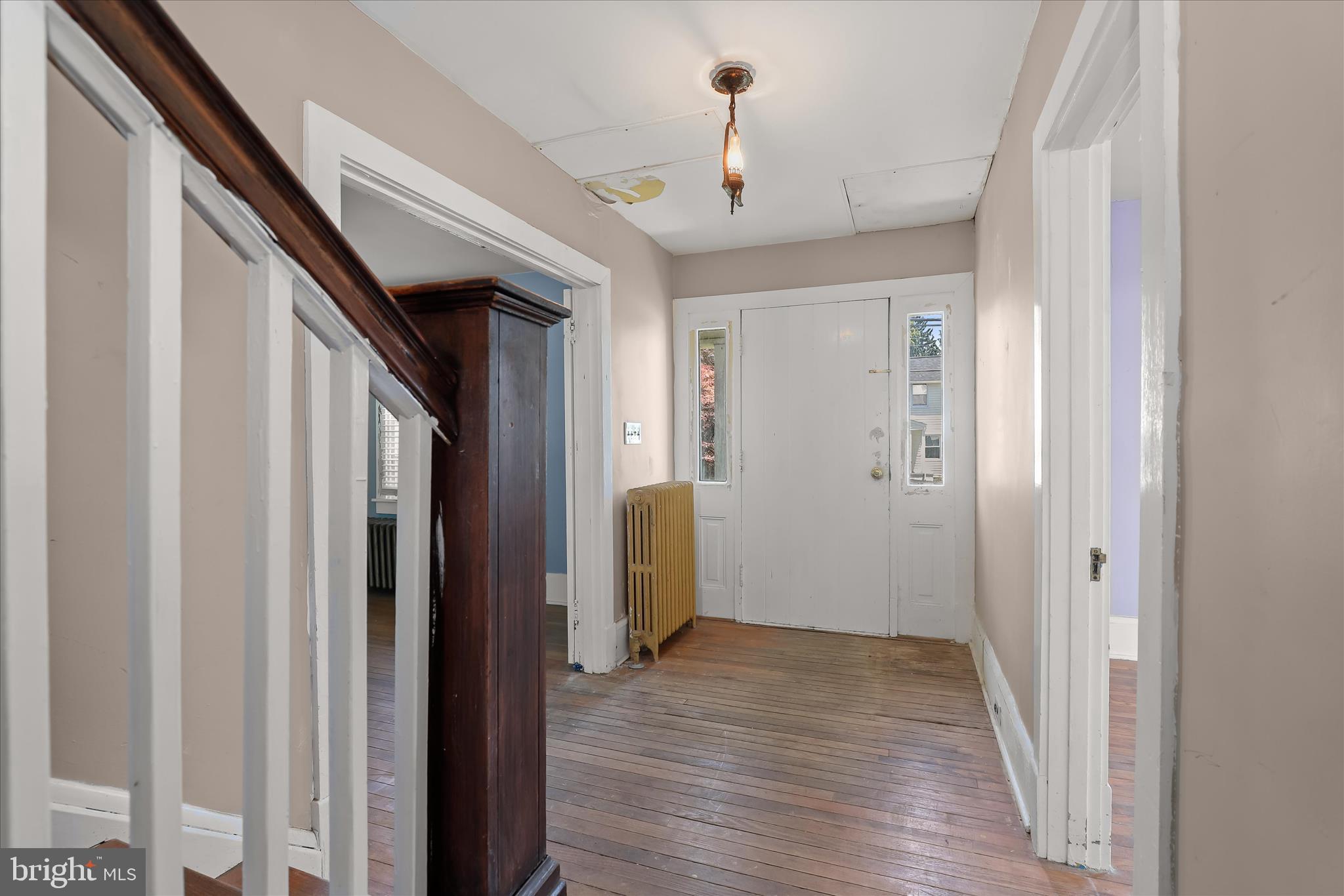 3940 Sykesville Road Finksburg, MD 21048 - Photo 11 of 63 Center Hall Foyer