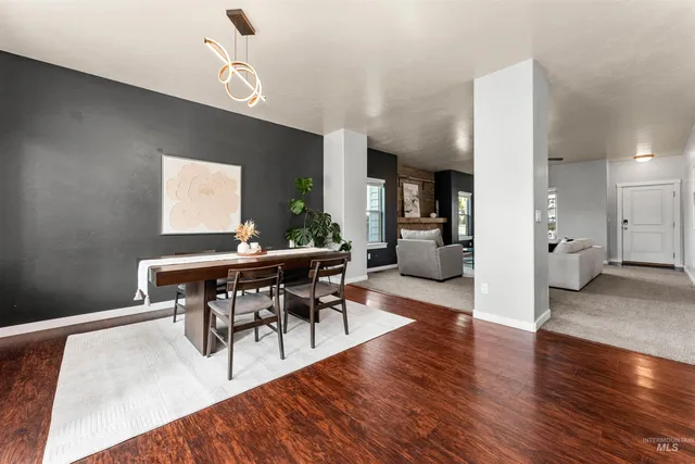 $734,000 | 37 East Ensenada Drive, Meridian, ID 83646