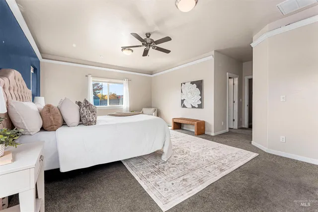 $734,000 | 37 East Ensenada Drive, Meridian, ID 83646