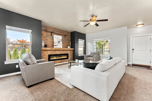 $734,000 | 37 East Ensenada Drive, Meridian, ID 83646