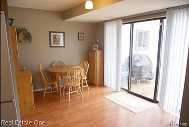 1535 Streamwood Court, Unit 35 Rochester, MI 48307 - Photo 5 of 22 5.jpg