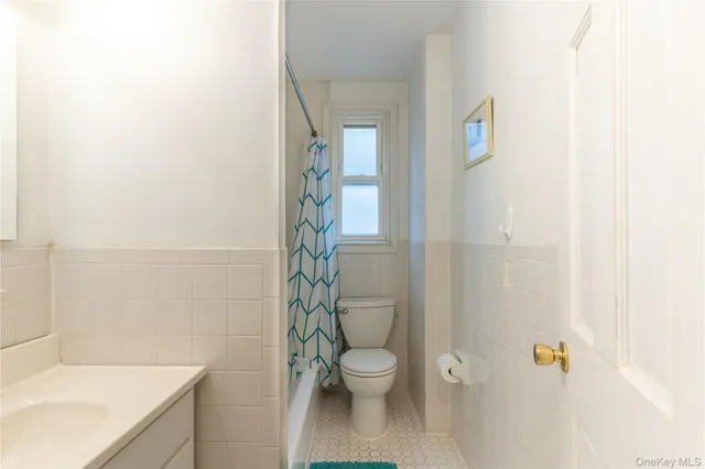 $195,000 | 135 Hilltop Acres, Unit 135, Yonkers, NY 10704