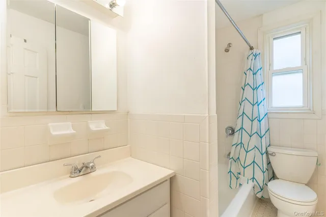 $195,000 | 135 Hilltop Acres, Unit 135, Yonkers, NY 10704